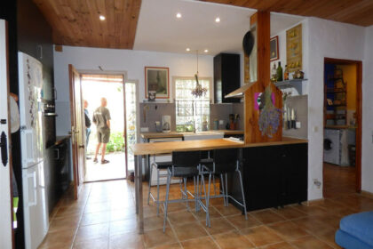 9290807d17f2b952997ae9be38671745 - 27