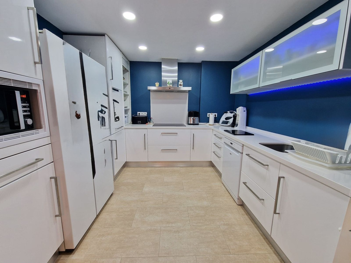 92ff7a9a35d5b08ece9c0749e5851846 - 15