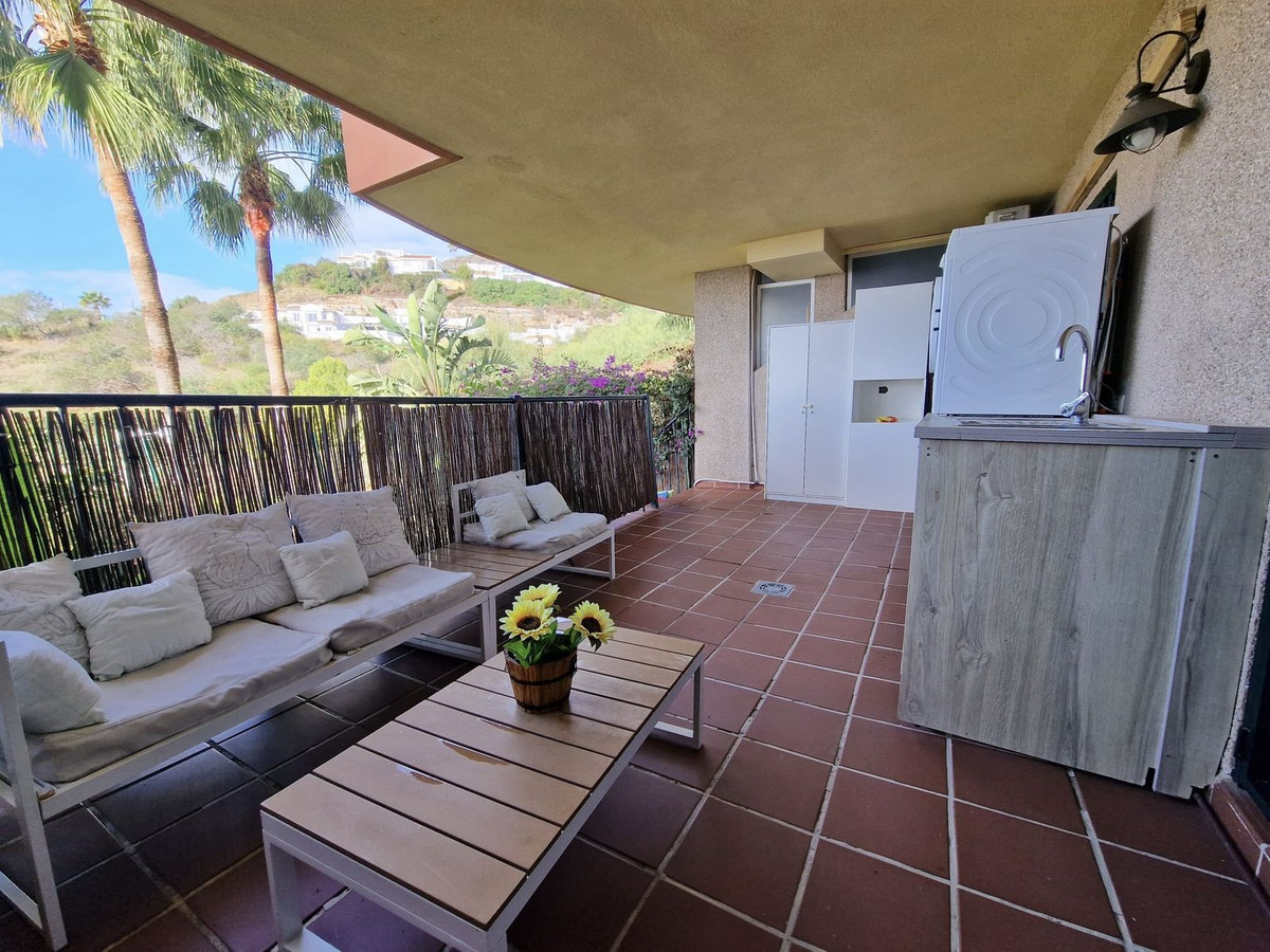 92ff7a9a35d5b08ece9c0749e5851846 - 5