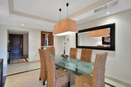 9376cb9c9337ba7d70b7f30532eb13b8 - 10