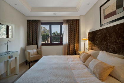 9376cb9c9337ba7d70b7f30532eb13b8 - 16