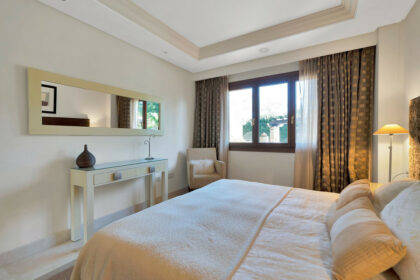 9376cb9c9337ba7d70b7f30532eb13b8 - 18