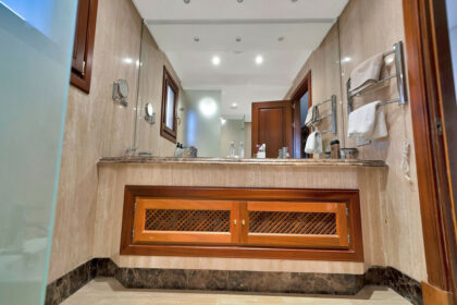 9376cb9c9337ba7d70b7f30532eb13b8 - 27