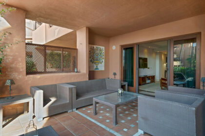 9376cb9c9337ba7d70b7f30532eb13b8 - 30