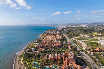 9376cb9c9337ba7d70b7f30532eb13b8 - 42