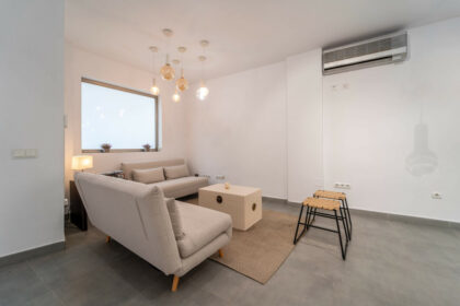 9406283a01f365cc821b2e60f2213baa - 20