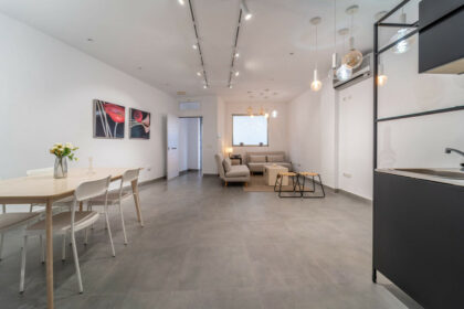 9406283a01f365cc821b2e60f2213baa - 26