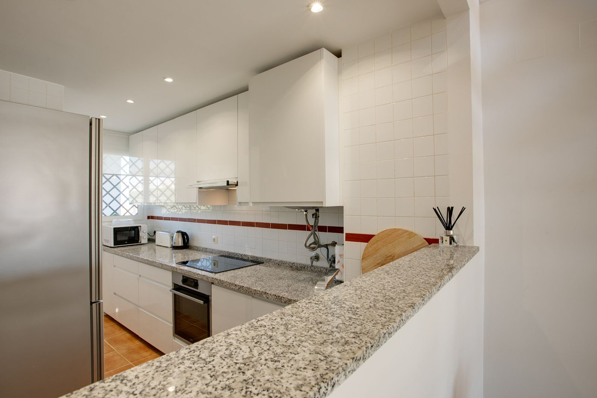 948246f8a752cf0e9a2b776437ced585 - 3