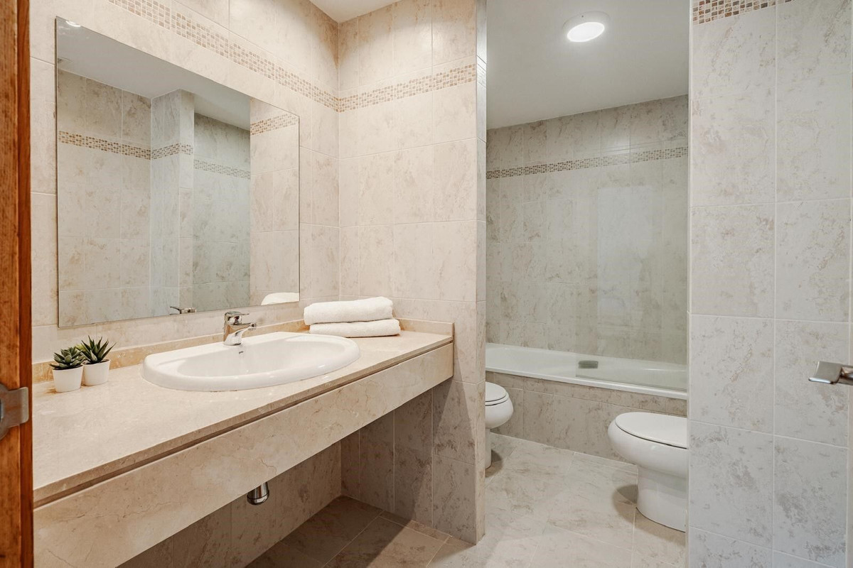 94fa029926b4e037e7e853e2ebdd053a - 10