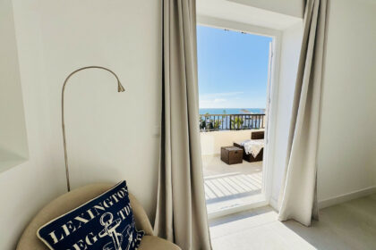 969d0f48b8844e4ecec32d2b5660e63a - 30