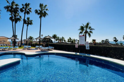 969d0f48b8844e4ecec32d2b5660e63a - 37