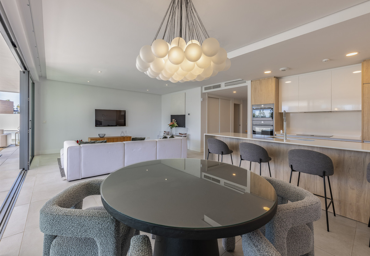 96aa86a7adc88f1f6153e57630191d0f - 12