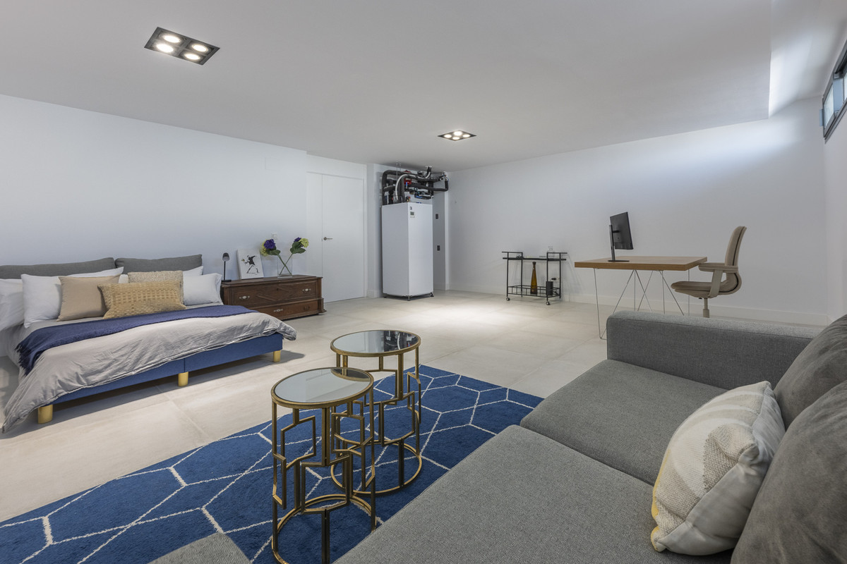 96aa86a7adc88f1f6153e57630191d0f - 29