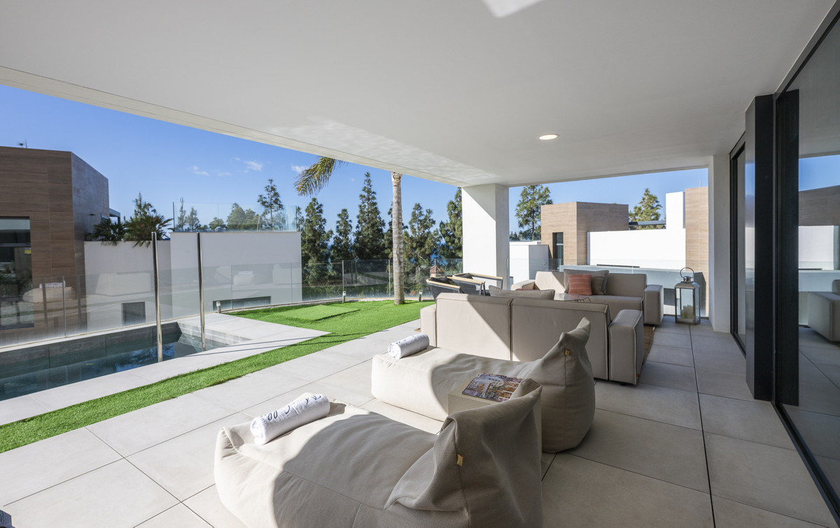 96aa86a7adc88f1f6153e57630191d0f - 40