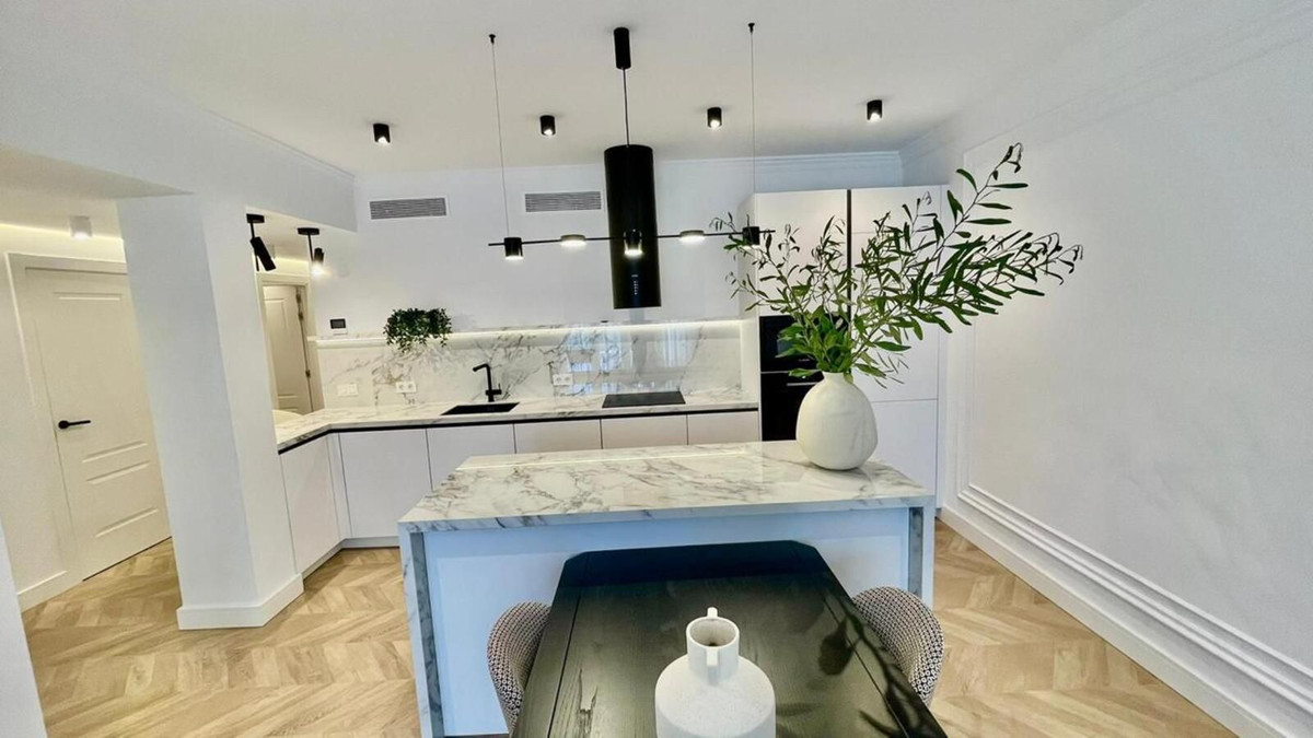 96df8c78be3a9bf4300ed7dbcf54371a - 17