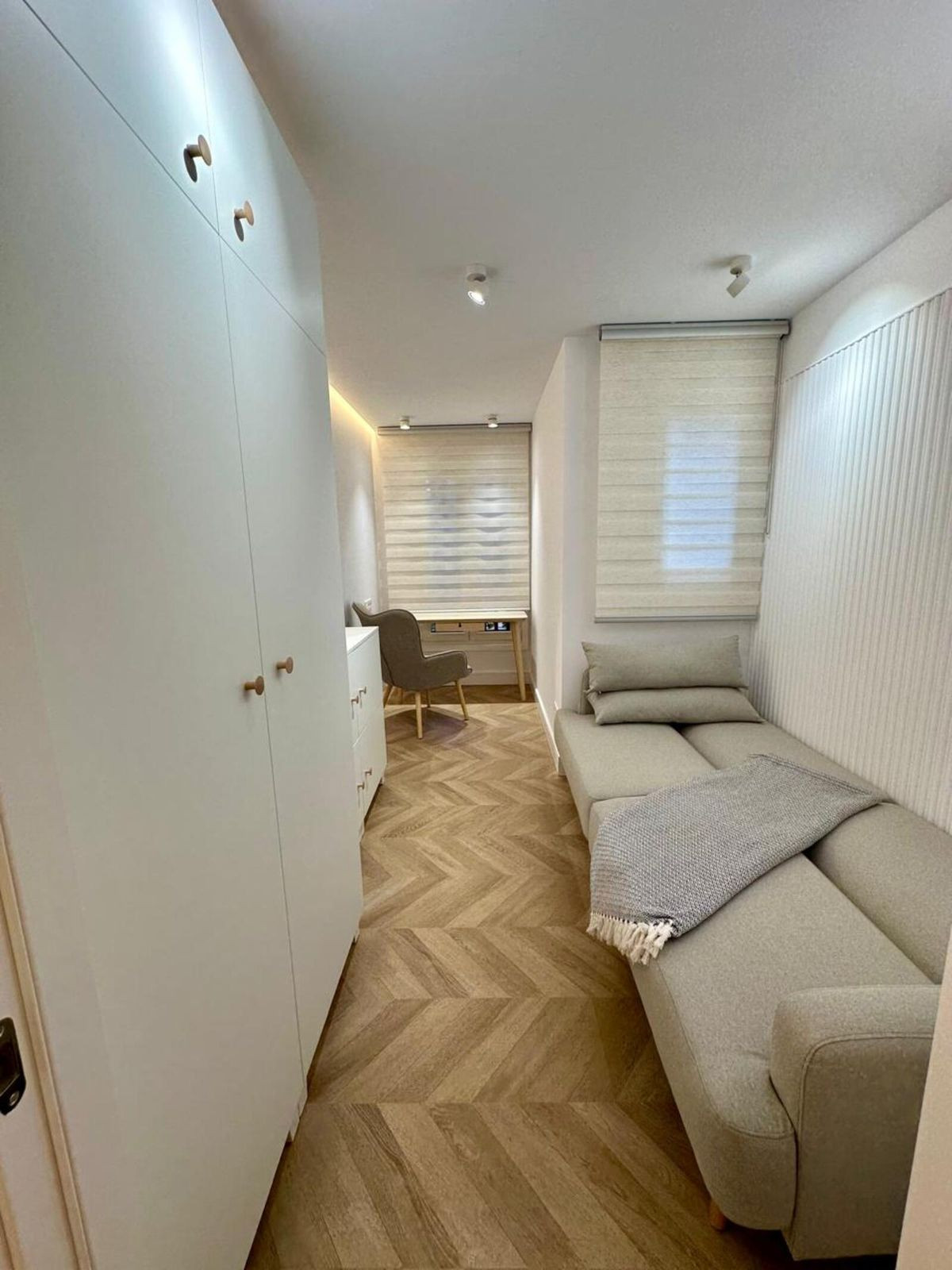 96df8c78be3a9bf4300ed7dbcf54371a - 27