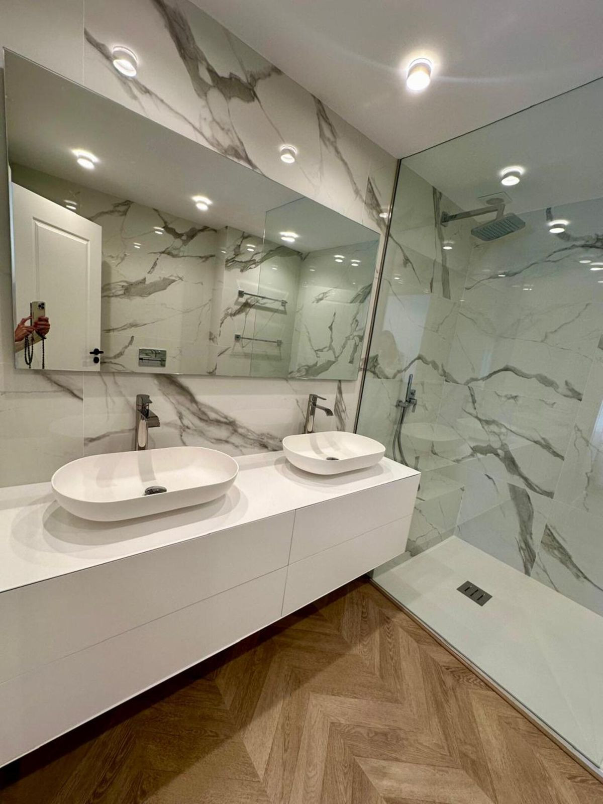 96df8c78be3a9bf4300ed7dbcf54371a - 33