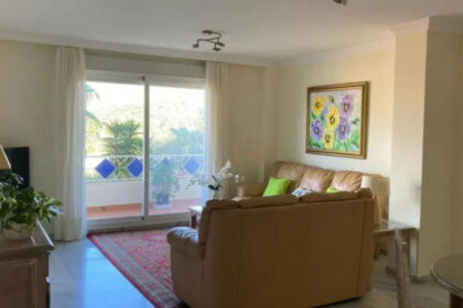 972b179a4189831bd2e923b61951c528 - 2