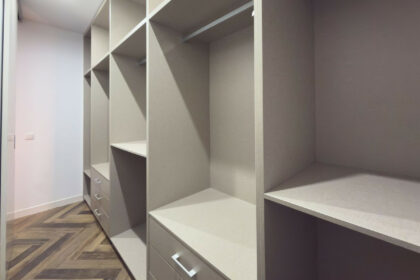 978e544763f468eaf06b6c9b1c62d631 - 12