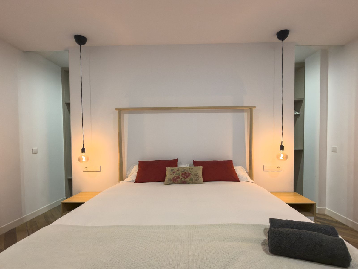 978e544763f468eaf06b6c9b1c62d631 - 14