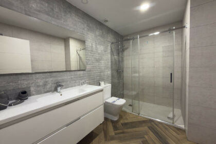 978e544763f468eaf06b6c9b1c62d631 - 17