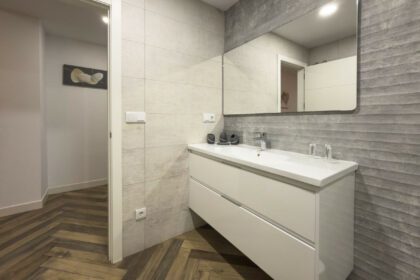 978e544763f468eaf06b6c9b1c62d631 - 18