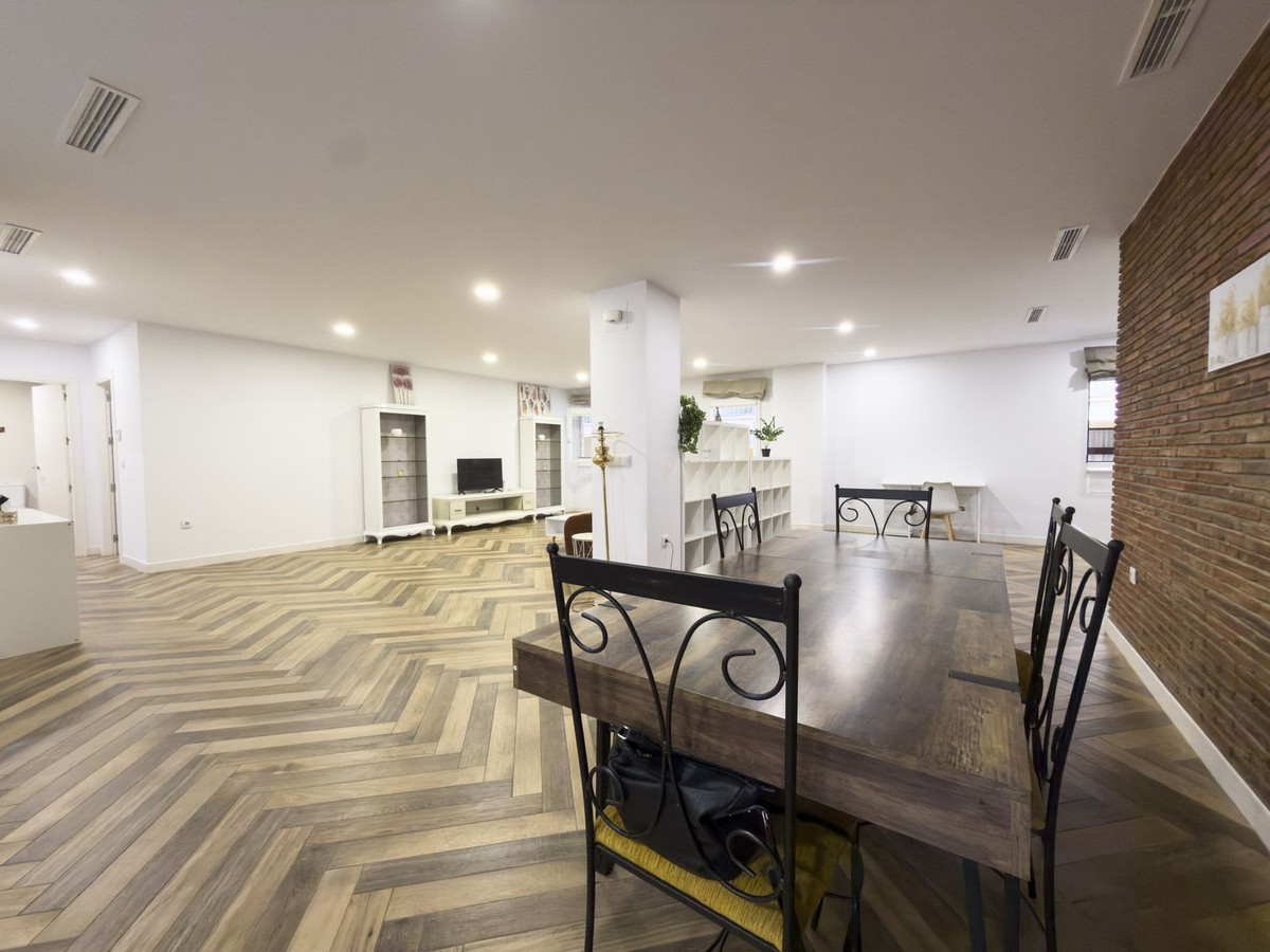 978e544763f468eaf06b6c9b1c62d631 - 2