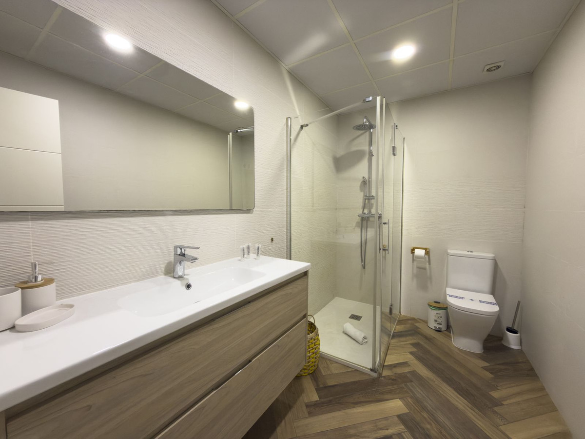 978e544763f468eaf06b6c9b1c62d631 - 26