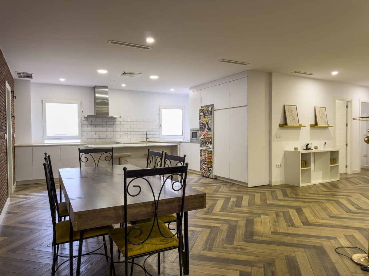 978e544763f468eaf06b6c9b1c62d631 - 3