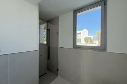 9870b81ca62ccd4b97c7832b6d6771d6 - 28