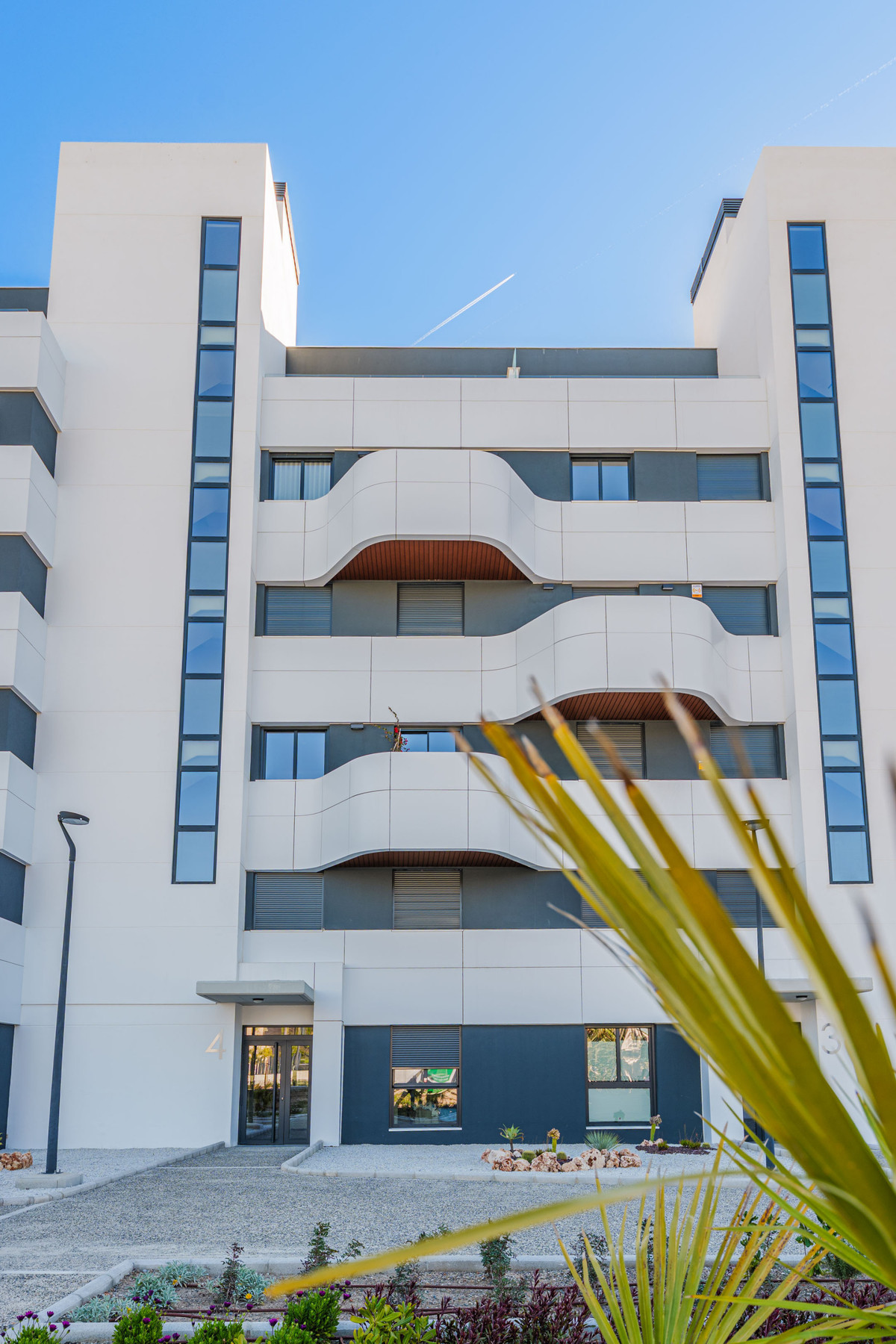 9aa0344ed510a1409b7440db86d1f3c5 - 24