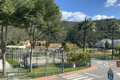 9ad30875fba989baa6eea669466b1474 - 28