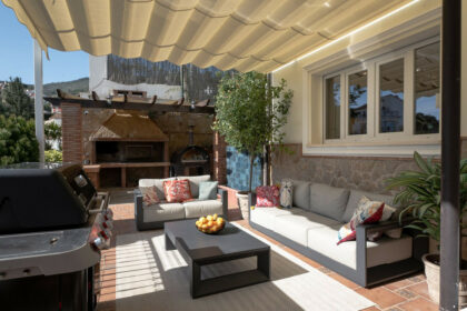 9b174fc390e0b9cb26941f08f762930b - 14