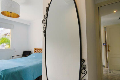 9bc0a25bf1f77d8129475c8680d7b6df - 15