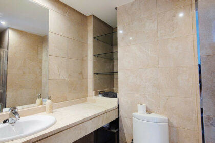 9bc0a25bf1f77d8129475c8680d7b6df - 16