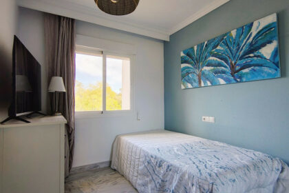 9bc0a25bf1f77d8129475c8680d7b6df - 19