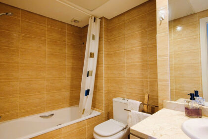 9bc0a25bf1f77d8129475c8680d7b6df - 26