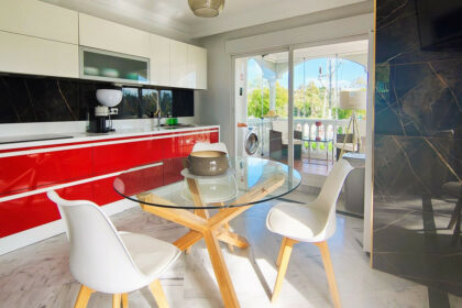 9bc0a25bf1f77d8129475c8680d7b6df - 4