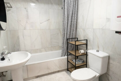 9ccc78a5621651aa1a4e76cfe2e10c28 - 9