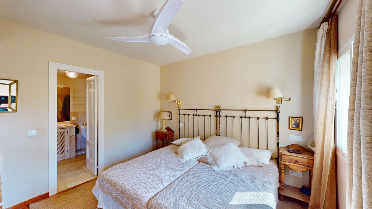 9d26f1b55758074aa087ab964dd0ba0b - 21