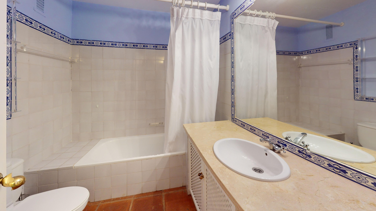 9d26f1b55758074aa087ab964dd0ba0b - 27