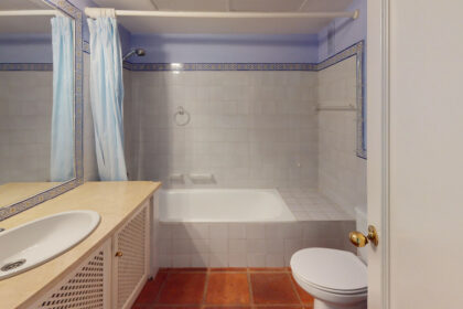 9d26f1b55758074aa087ab964dd0ba0b - 28