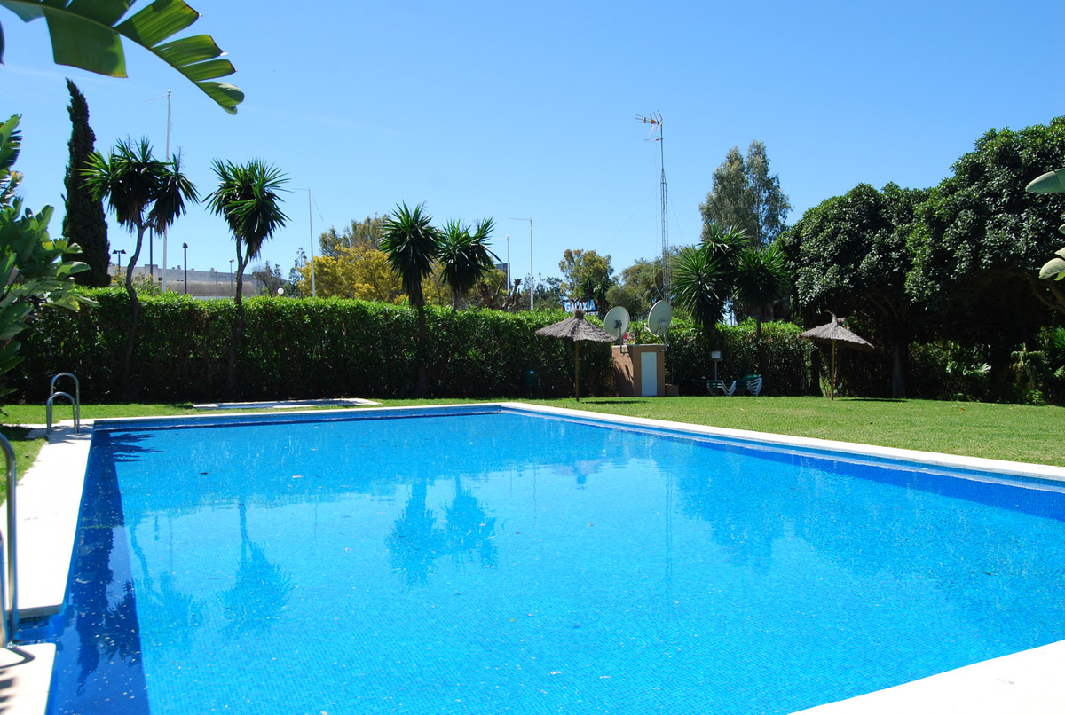 9d26f1b55758074aa087ab964dd0ba0b - 29