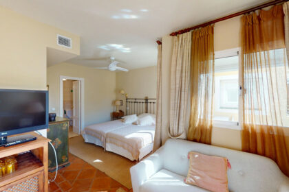 9d26f1b55758074aa087ab964dd0ba0b - 5