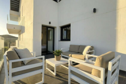 9d5e40c4d6b5f923956cdbdfa0be9cc9 - 8