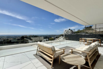 9d8f7416395da71b7dd38df671eb83a7 - 12