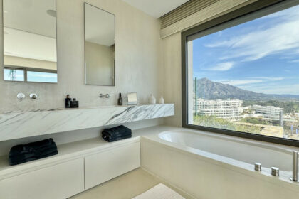 9d8f7416395da71b7dd38df671eb83a7 - 19