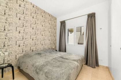 9da34879d5bcfb600cc5330a48745626 - 13