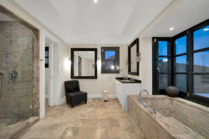 9da96dd6f61a6bed8ca7e08b7c790c77 - 18