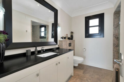 9da96dd6f61a6bed8ca7e08b7c790c77 - 53